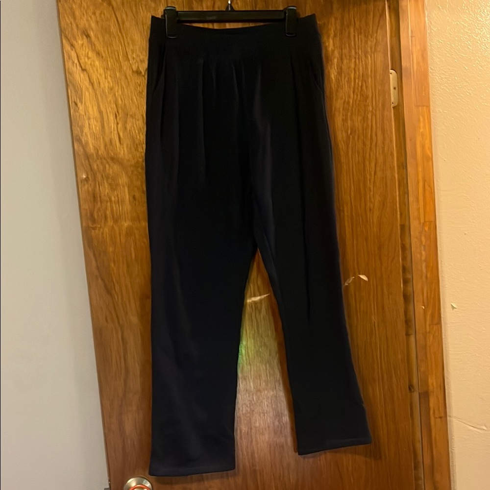 Time and Tru Classic Black Leggings